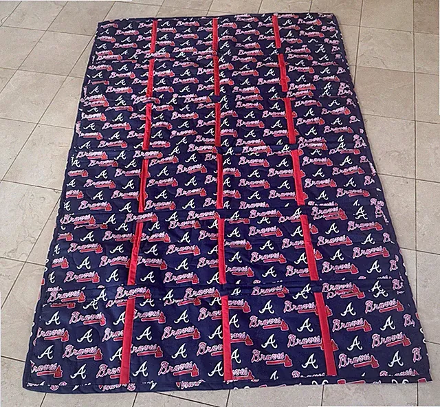 Atlanta Braves MLB Kids Twin Comforter Bedspread Blue & Red Excellent Condition!