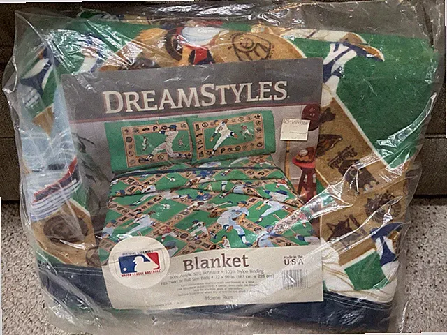 NOS Dreamstyles MLB Baseball Bibb CoTwin Full Size Blanket